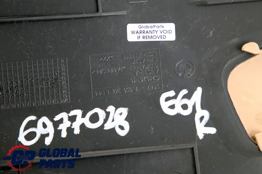 Verkleidung Gepäckraum Rechts Beige für BMW 5 er E61 Touring Kombi mit Teilenummer 6977028 BMW 5 er E61 Touring Kombi Verkleidung Gepäckraum Rechts Beige - SKU 6977028 - Teilenummer 6977028