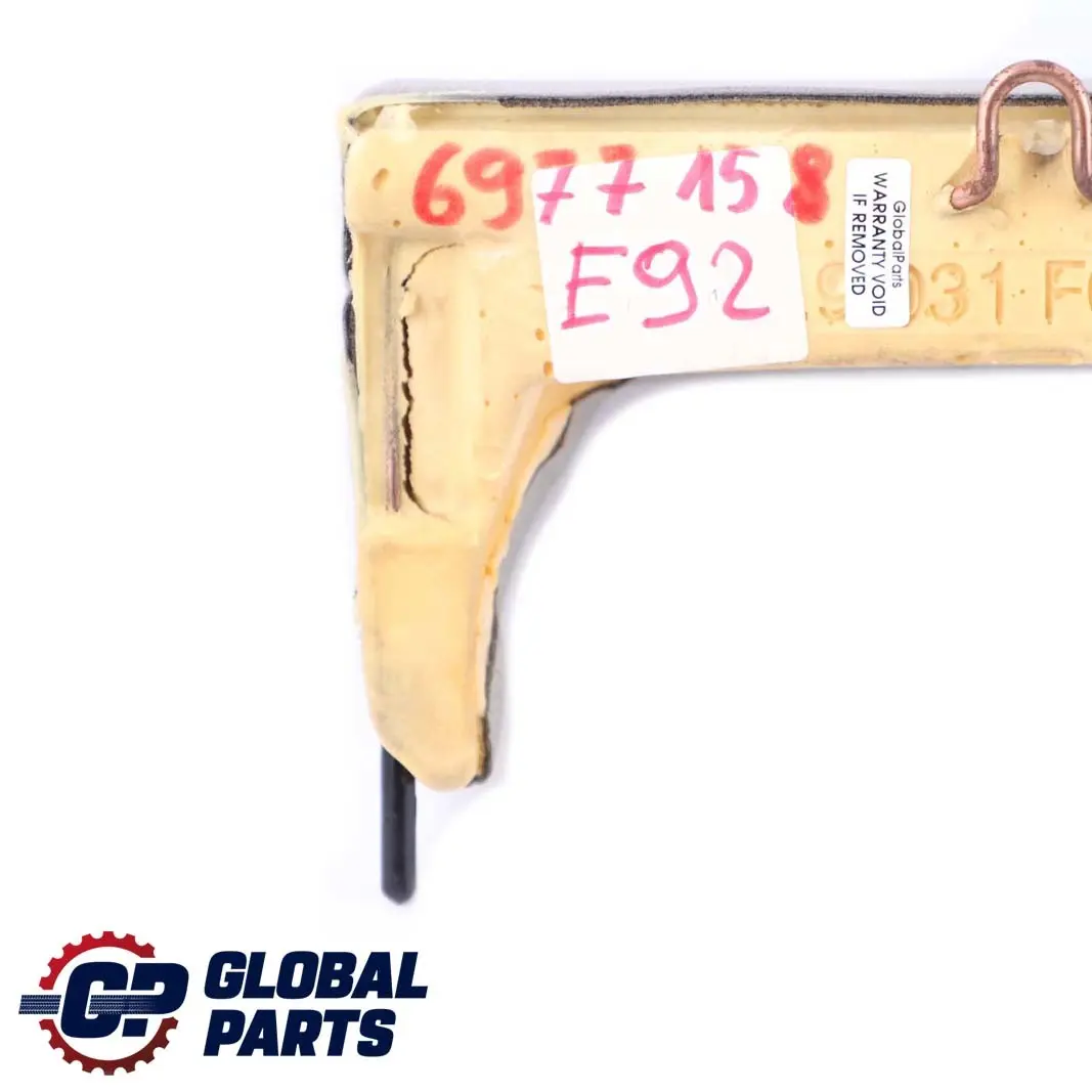 Innenraum Rücksitz Untere Polsterung Trim Abdeckung Jade grau Leder für BMW E92 mit Teilenummer 6977158 BMW E92 Innenraum Rücksitz Untere Polsterung Trim Abdeckung Jade grau Leder - SKU 6977158 - Teilenummer 6977158