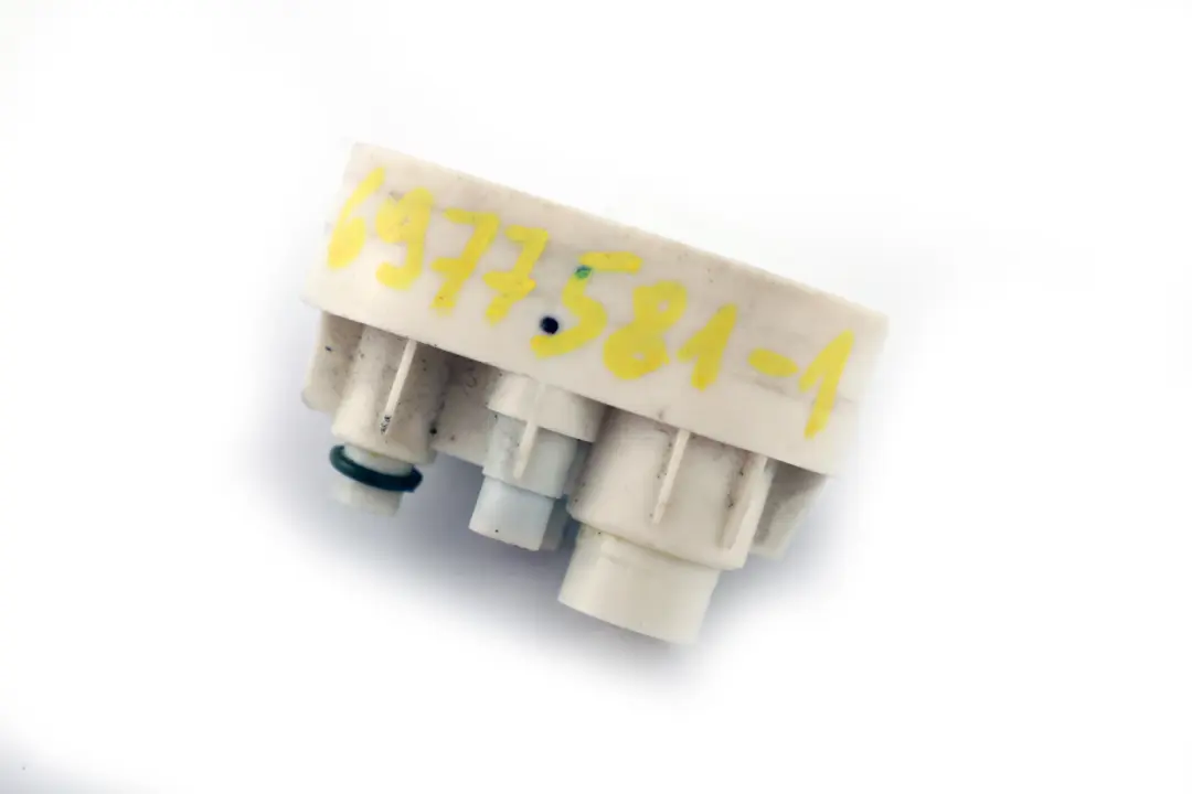 Mini Cooper One 1 R50 R52 R53 Evaporator Expansion Valve Adapter - SKU 6977581-1 - Part number 6977581