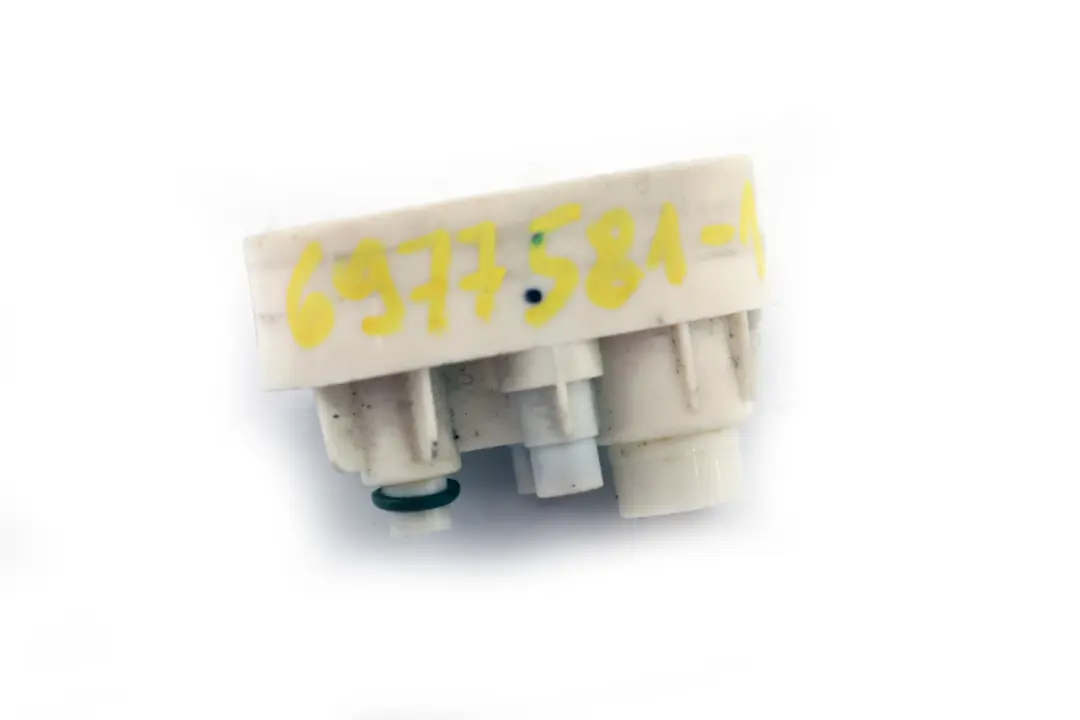 Mini Cooper One 1 R50 R52 R53 Evaporator Expansion Valve Adapter - SKU 6977581-1 - Part number 6977581