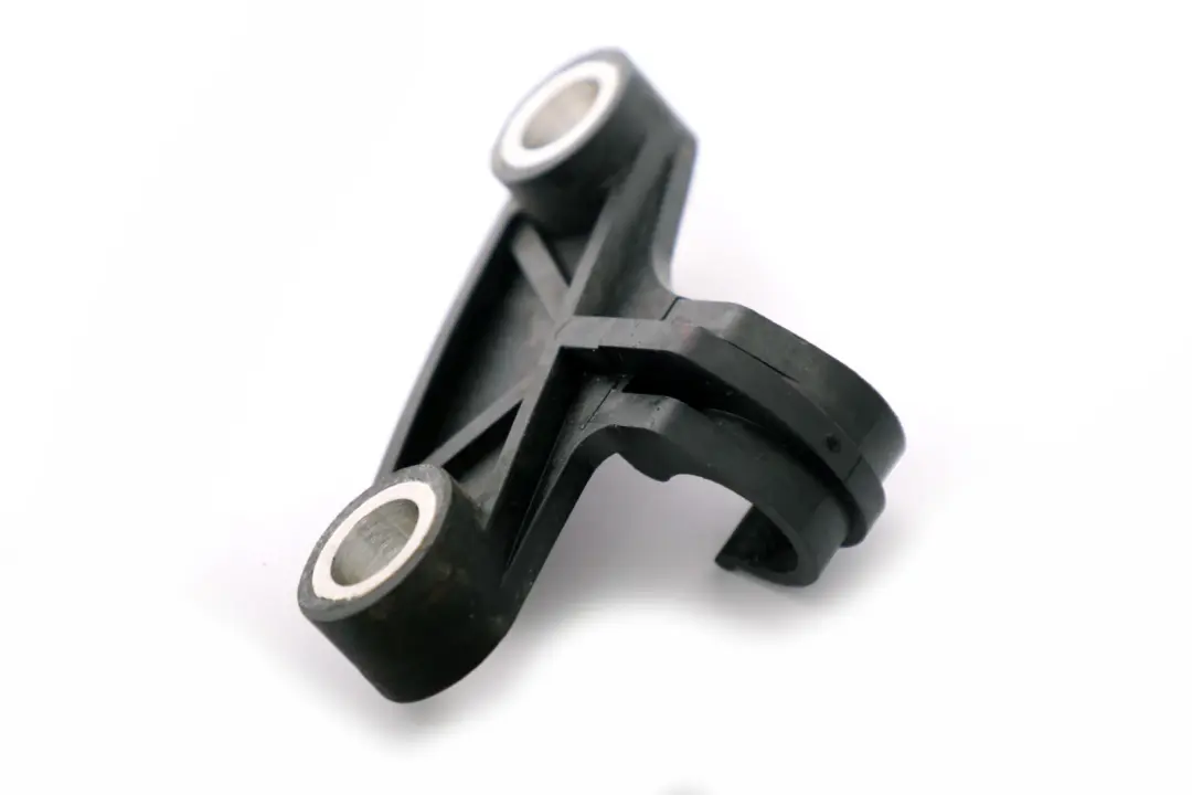 Suction Pipe Bracket Airconditioner Mount Holder to BMW E93 with Part number 6977669 BMW E93 Suction Pipe Bracket Airconditioner Mount Holder - SKU 6977669 - Part number 6977669