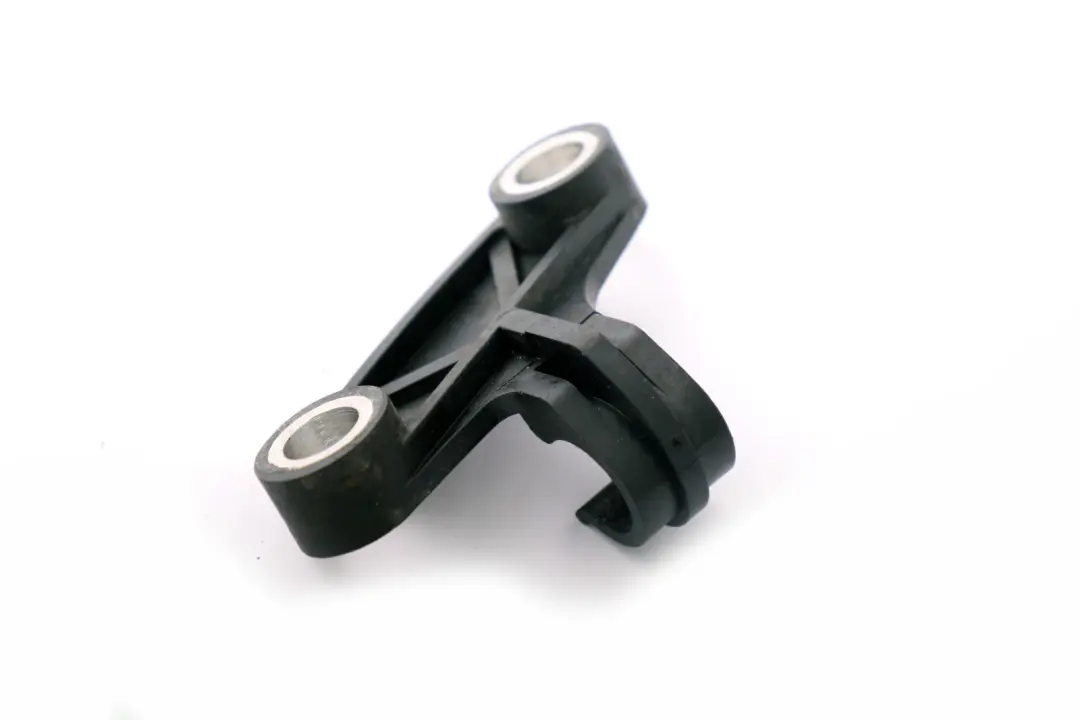 Supporto Per Tubo Di Aspirazione Aria Condizionata per BMW E93 con numero di parte 6977669 BMW E93 Supporto Per Tubo Di Aspirazione Aria Condizionata - SKU 6977669 - Numero di parte 6977669