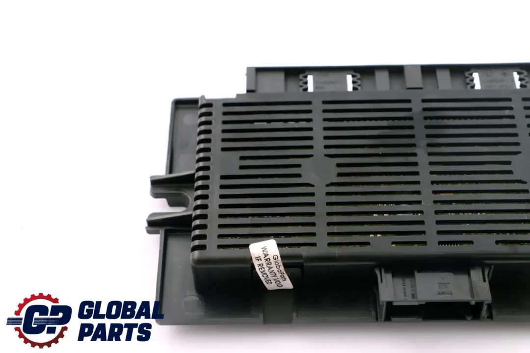 Fußraum Licht Modul ECU Steuergerät LOW PL2 FRMFA für BMW er 1 E87 mit Teilenummer 61356977722 BMW er 1 E87 Fußraum Licht Modul ECU Steuergerät LOW PL2 FRMFA - SKU 6977722 - Teilenummer 61356977722