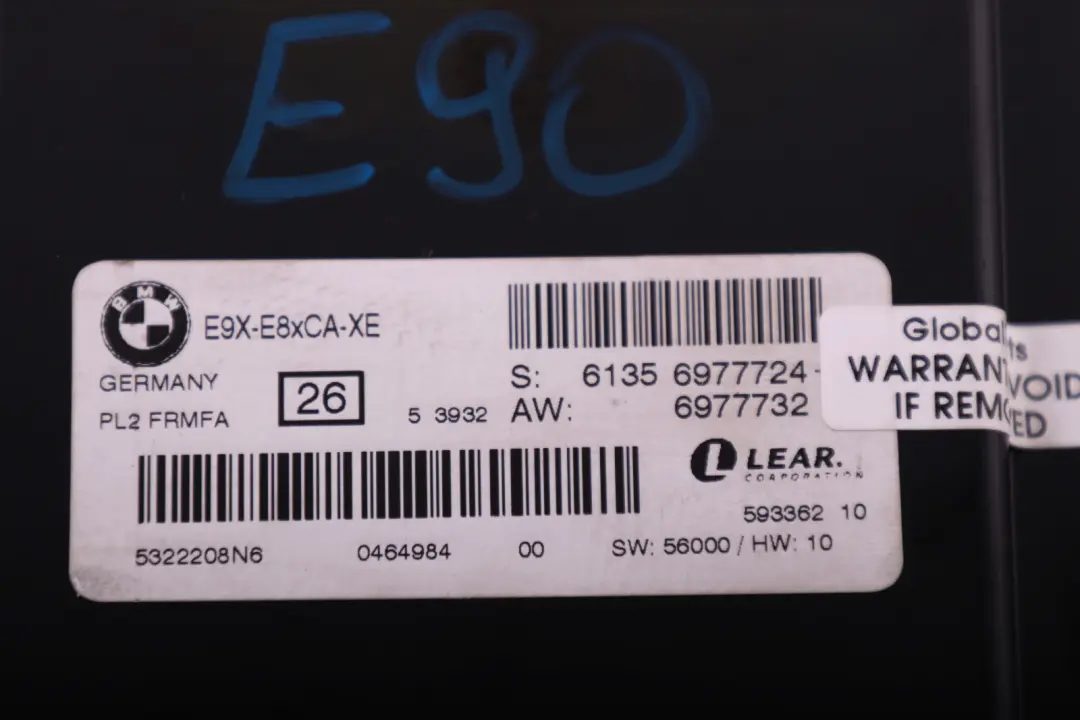 Footwell Light Module Control Unit ECU PL2 FRMFA para BMW E90 Xenon con número de pieza 6977724 BMW E90 Xenon Footwell Light Module Control Unit ECU PL2 FRMFA - SKU 6977724 - Número de pieza 6977724