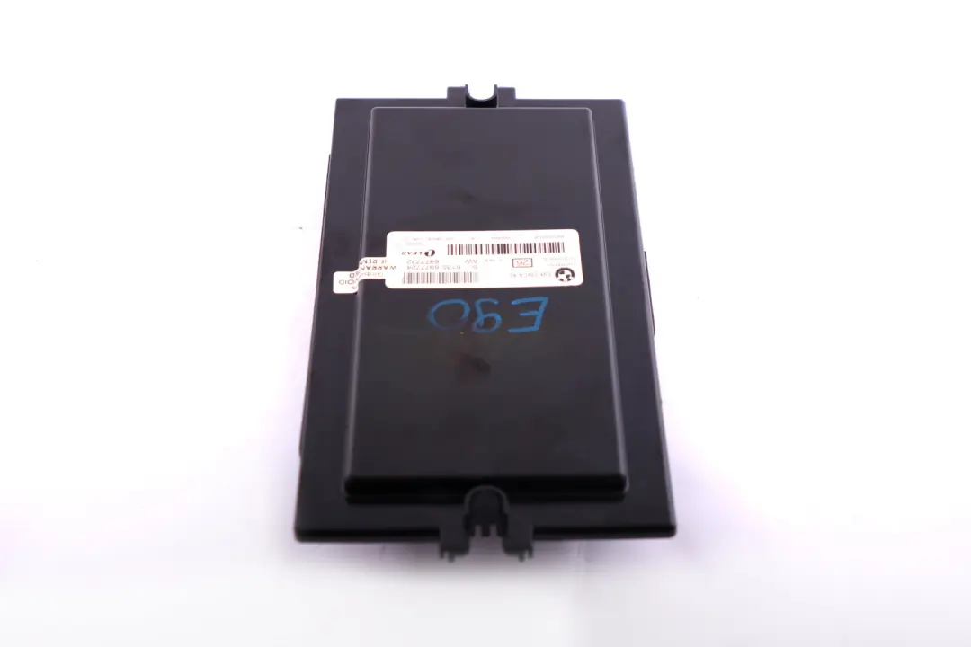 Moduł Sterownik Świateł ECU PL2 do BMW E90 o numerze 6977724 BMW E90 Moduł Sterownik Świateł ECU PL2 - SKU 6977724 - Numer Części 6977724