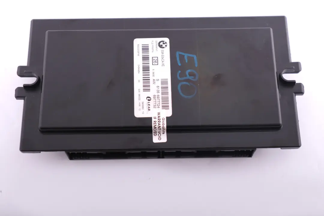 Moduł Sterownik Świateł ECU PL2 do BMW E90 o numerze 6977724 BMW E90 Moduł Sterownik Świateł ECU PL2 - SKU 6977724 - Numer Części 6977724