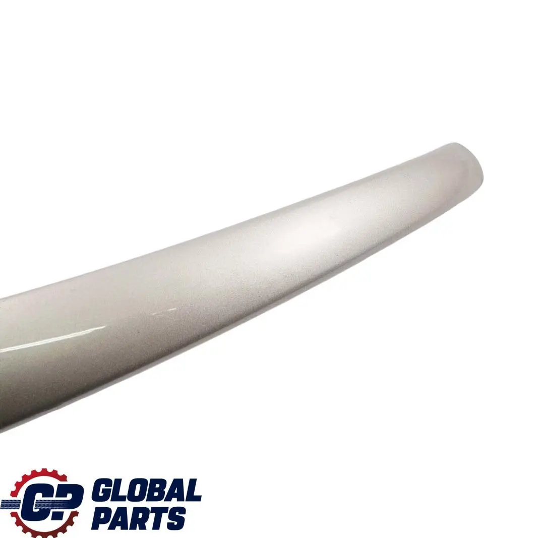 Apertura Maniglia Porta Interna SX Cashmere Argento per BMW E81 E82 E87 LCI con numero di parte 6978139 BMW E81 E82 E87 LCI Apertura Maniglia Porta Interna SX Cashmere Argento - SKU 6978139 - Numero di parte 6978139