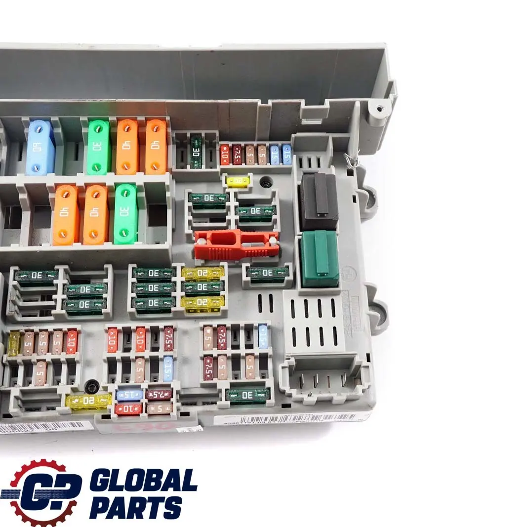 Front Power Distribution Fuse Box 6906622 to BMW E87 E90 E91 E92 with Part number 6978271 BMW E87 E90 E91 E92 Front Power Distribution Fuse Box 6906622 - SKU 6978271 - Part number 6978271