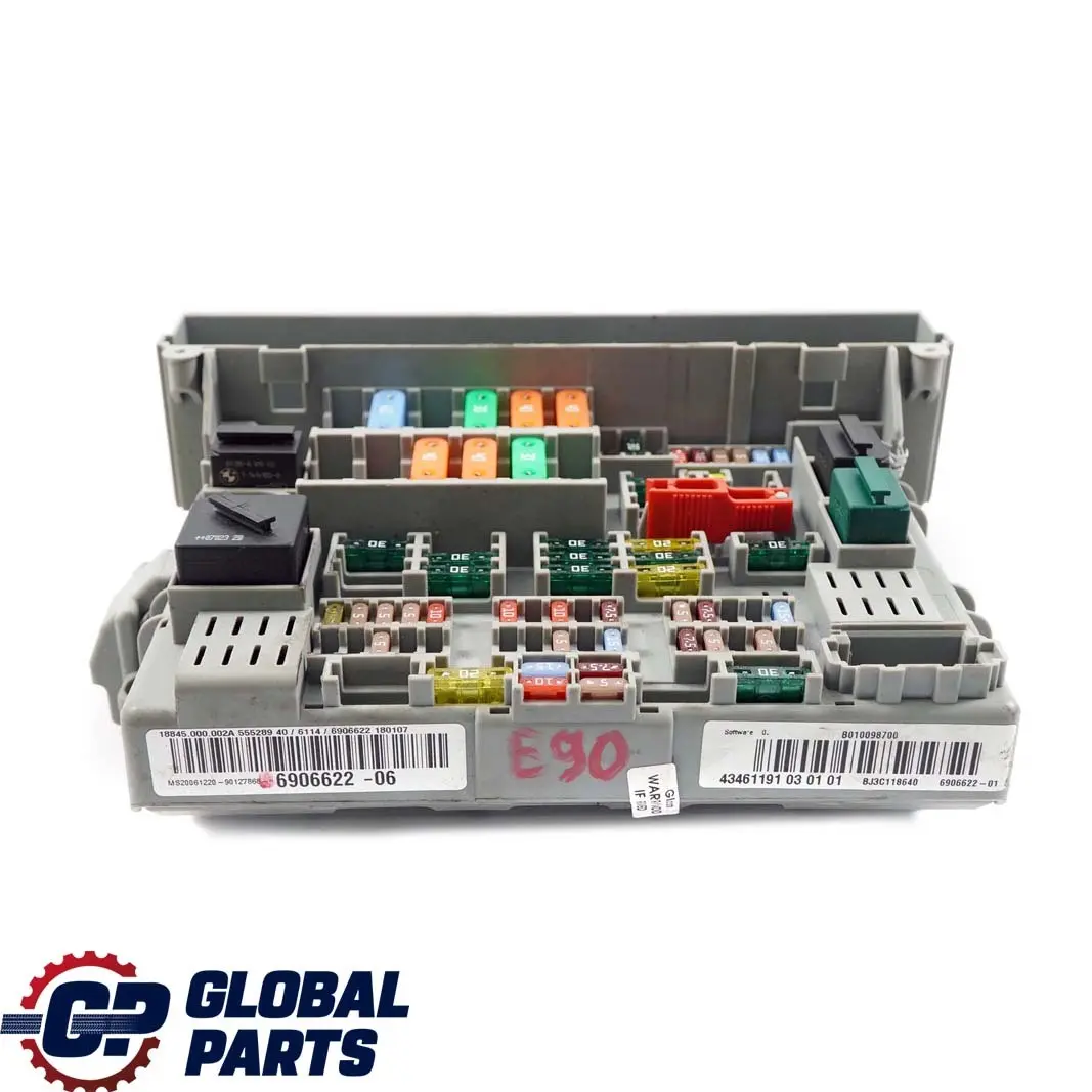 Scatola Fusibili Distribuzione Potenza Anteriore 6906622 per BMW E87 E90 E91 E92 con numero di parte 6978271 BMW E87 E90 E91 E92 Scatola Fusibili Distribuzione Potenza Anteriore 6906622 - SKU 6978271 - Numero di parte 6978271