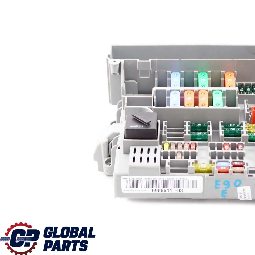 Caja De fusibles De distribucion De energia delantera 6906611 para BMW E87 E90 con número de pieza 9119446 BMW E87 E90 Caja De fusibles De distribucion De energia delantera 6906611 - SKU 6978272 - Número de pieza 9119446