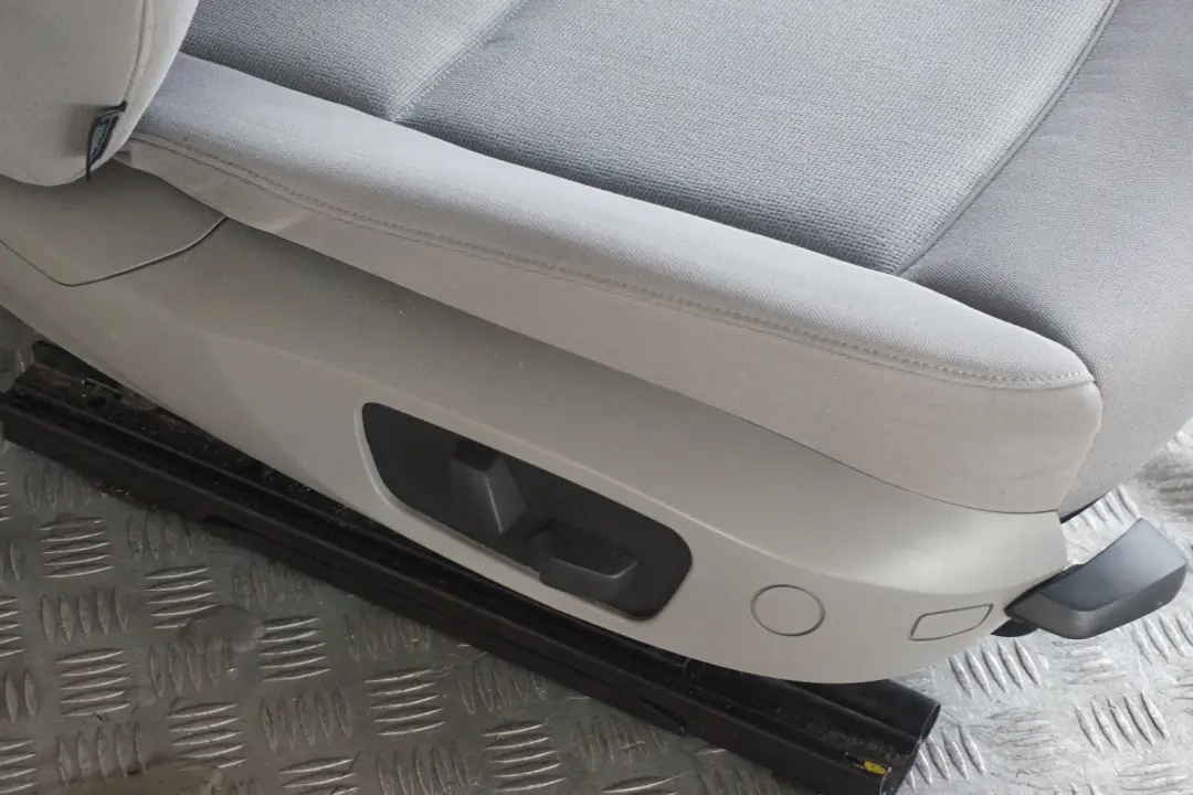 Cloth Grey Electric Front Right O/S Seat to BMW 3 Series E92 Coupe with Part number 6979112 BMW 3 Series E92 Coupe Cloth Grey Electric Front Right O/S Seat - SKU 6979112 - Part number 6979112