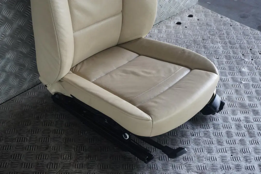 BMW 3 er E92 Coupe Creambeige Cream Beige Leder Vorne Links Sitz Elektrischer - SKU 6979286-1 - Teilenummer 6979286