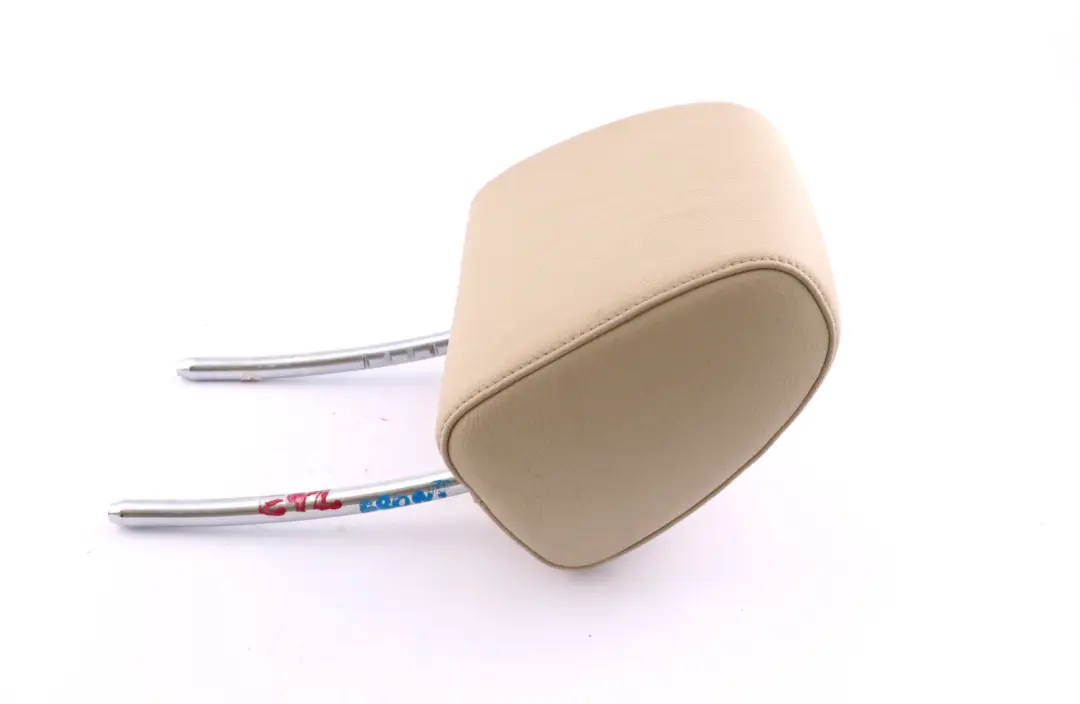 Sedile anteriore sinistro destro Creambeige Beige Poggiatesta in pelle per BMW E92 con numero di parte 6979286 BMW E92 Sedile anteriore sinistro destro Creambeige Beige Poggiatesta in pelle - SKU 6979286 - Numero di parte 6979286