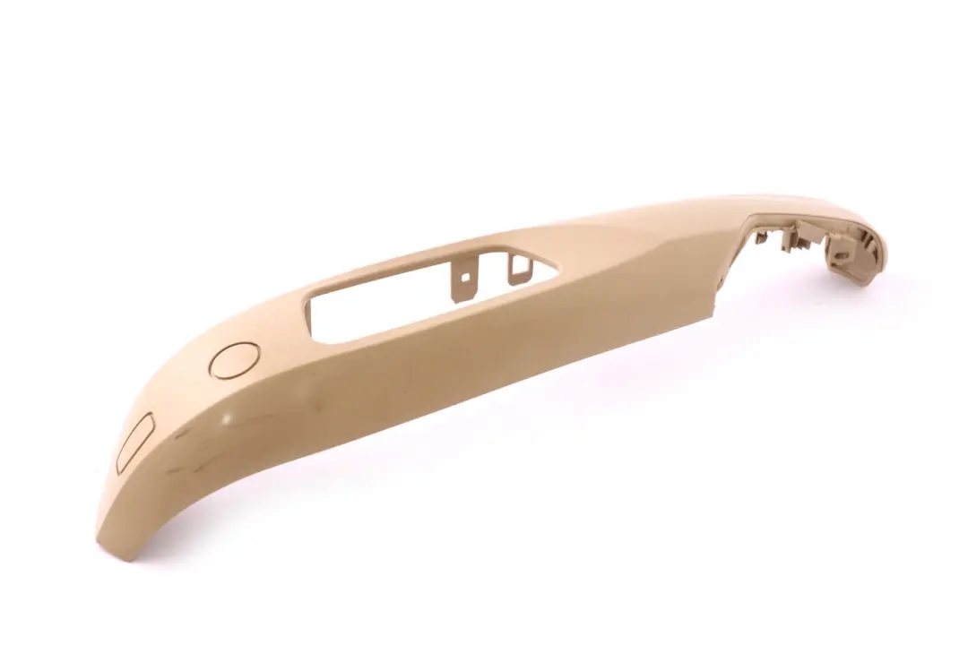 Rivestimento Sedile Esterno Conducente Destro Crema Beige 6979644 per BMW E92 E92N con numero di parte 6979342 BMW E92 E92N Rivestimento Sedile Esterno Conducente Destro Crema Beige 6979644 - SKU 6979342 - Numero di parte 6979342