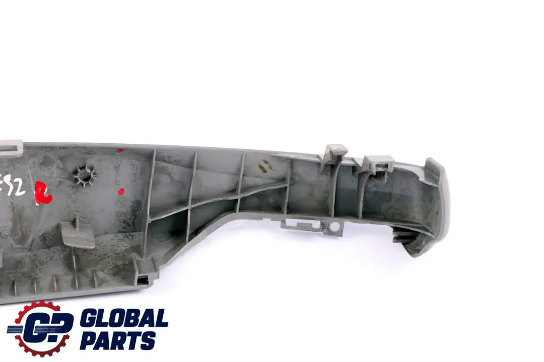 Verkleidung Sitz Außen Beifahrer Links Grau 6979643 für BMW E81 E87 E90 E92 mit Teilenummer 6979651 BMW E81 E87 E90 E92 Verkleidung Sitz Außen Beifahrer Links Grau 6979643 - SKU 6979652 - Teilenummer 6979651