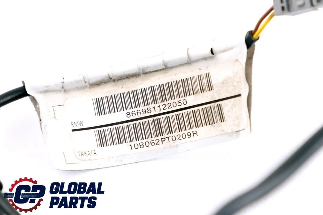 Front Right Seat Side Air Module O/S to BMW E88 with Part number 6981122 BMW E88 Front Right Seat Side Air Module O/S - SKU 6981122 - Part number 6981122