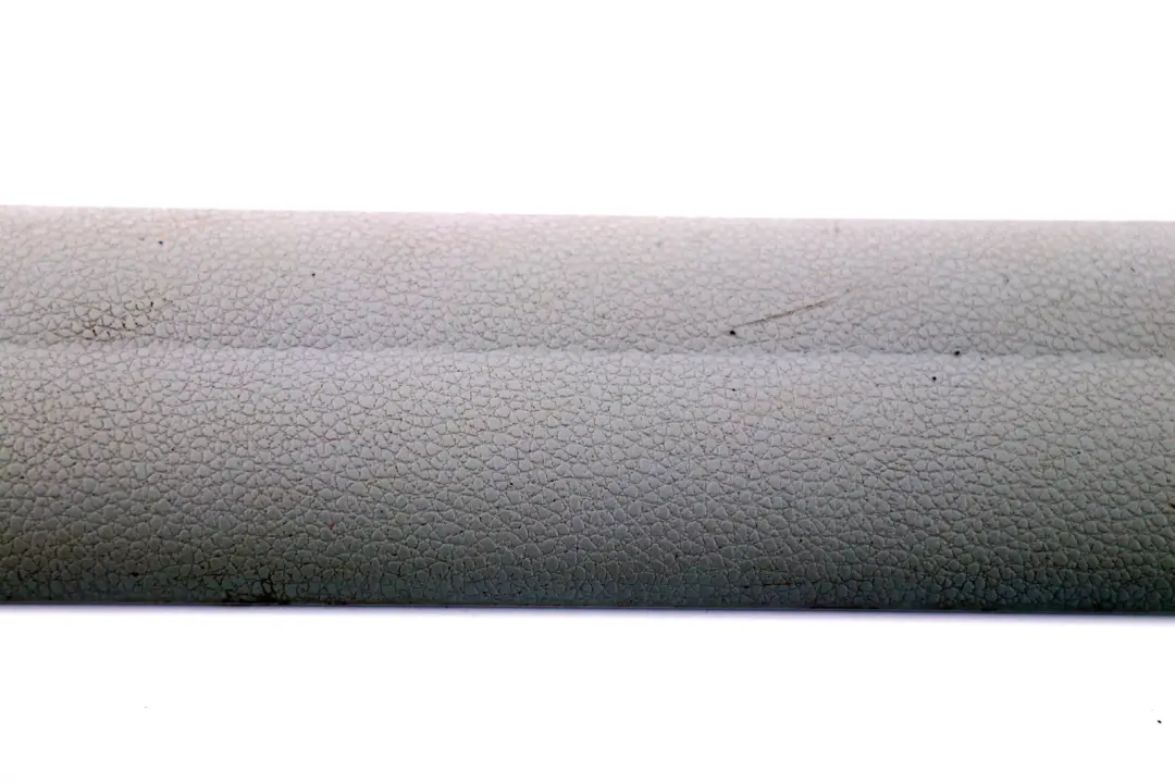 Listwa nakładka osłona progu prawa do BMW E81 E82 E88 o numerze 7058148 BMW E81 E82 E88 Listwa nakładka osłona progu prawa - SKU 6981708 - Numer Części 7058148