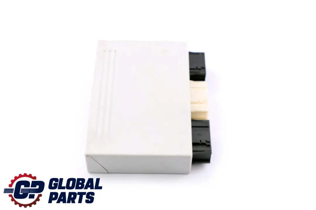 Moduł Sterownik PDC 6982401 do BMW E81 E87 E90 E91 E92 o numerze 6982397 BMW E81 E87 E90 E91 E92 Moduł Sterownik PDC 6982401 - SKU 6982397 - Numer Części 6982397