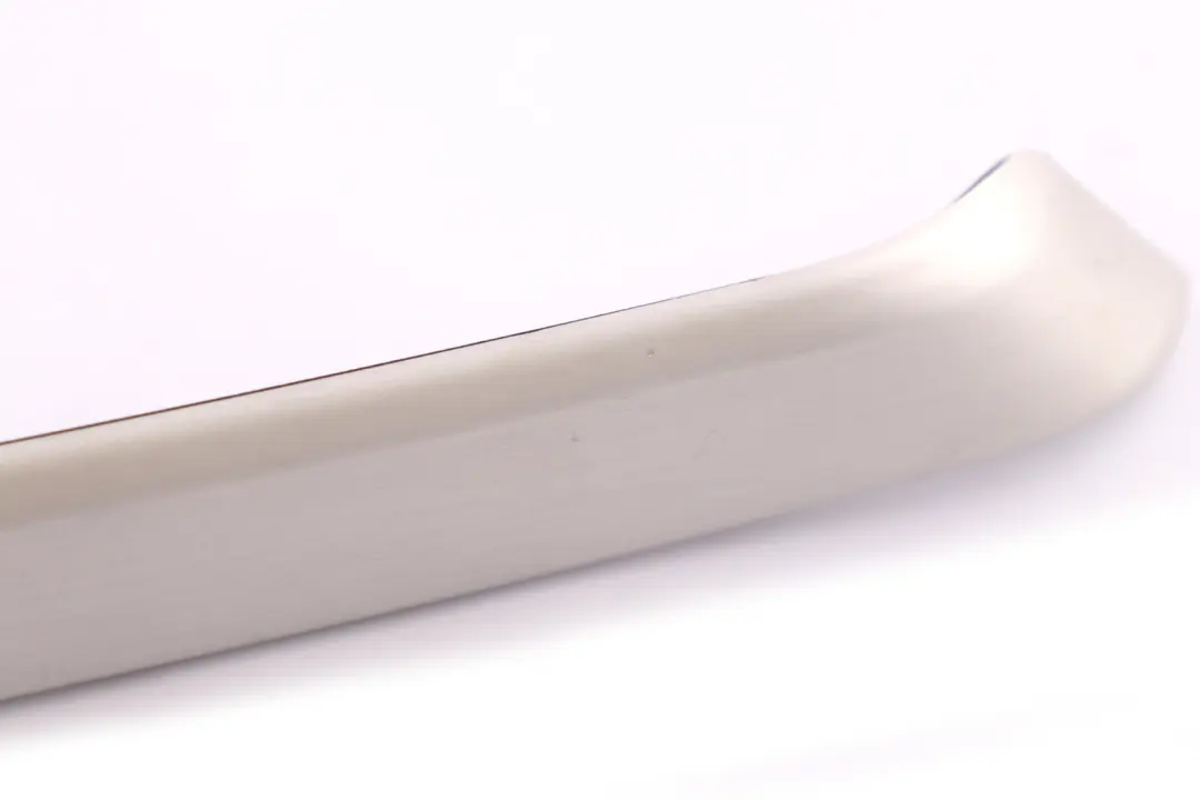 Moldura Puerta Trasera Izquierda Aluminio para BMW E90 E91 con número de pieza 6982473 BMW E90 E91 Moldura Puerta Trasera Izquierda Aluminio - SKU 6982473-2 - Número de pieza 6982473