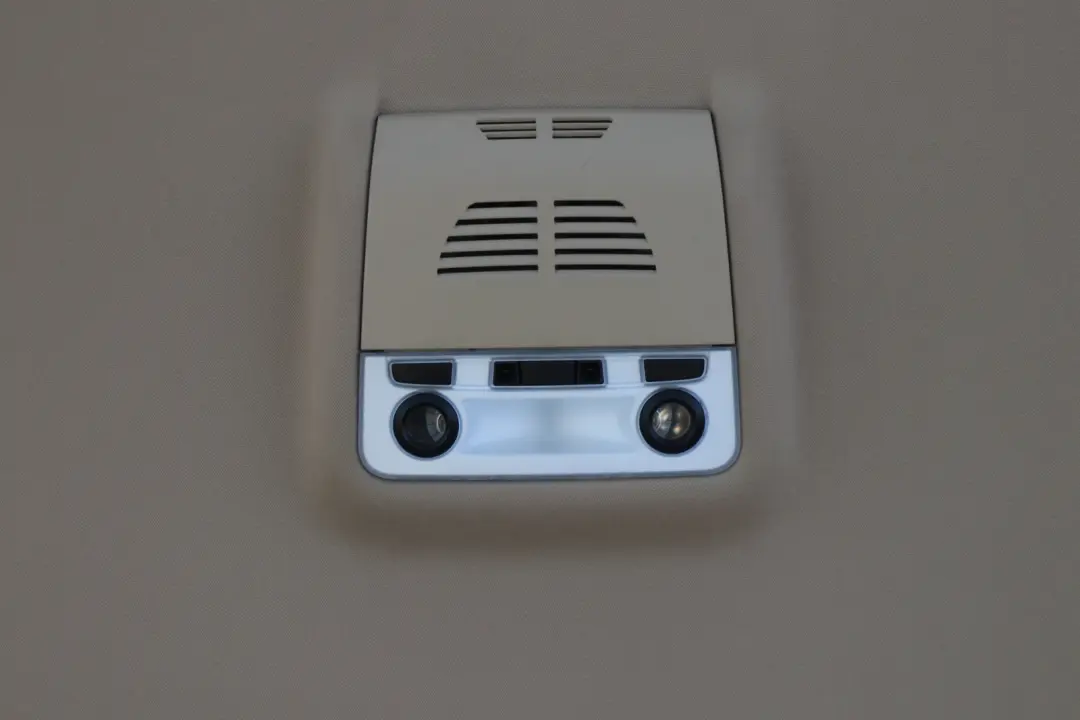 Headlining Moulded Roof Lining Beige to BMW E91 with Part number 6982761 BMW E91 Headlining Moulded Roof Lining Beige - SKU 6982761 - Part number 6982761