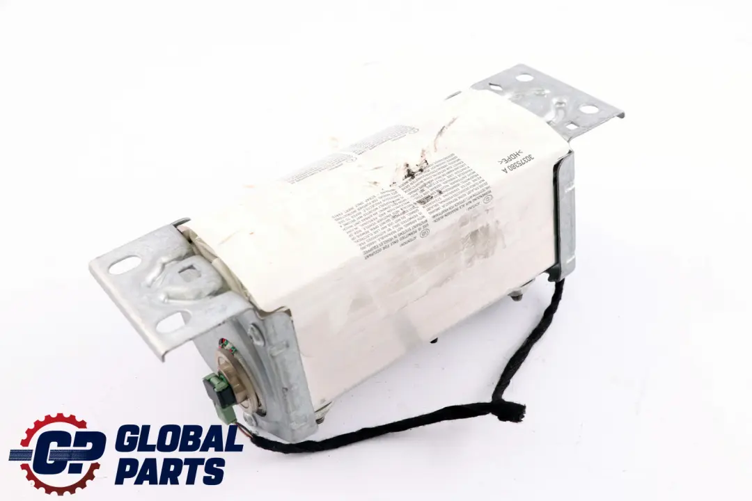 Airbag frontale passeggero cruscotto per BMW Serie 1 E81 E82 E87 E87N E88 con numero di parte 6982860 BMW Serie 1 E81 E82 E87 E87N E88 Airbag frontale passeggero cruscotto - SKU 6982860 - Numero di parte 6982860