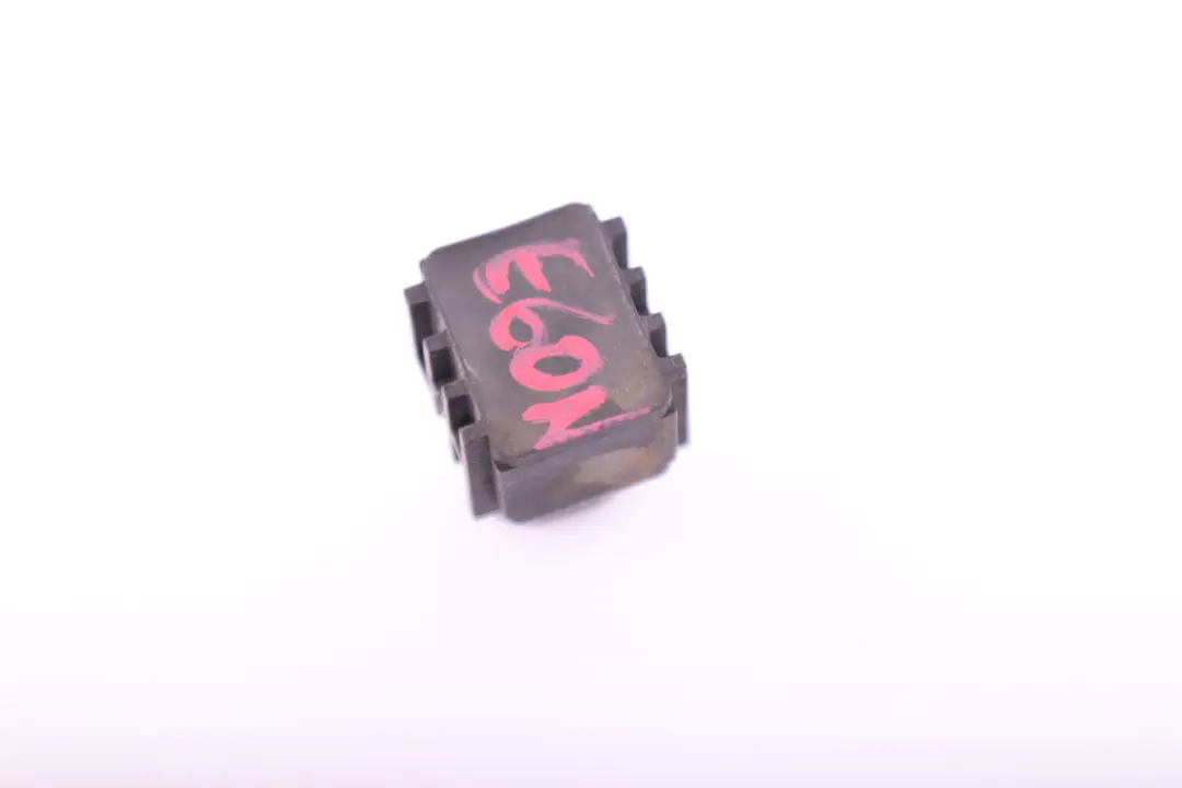 BMW E60 E61 LCI Gitter Mitte Stossfänger Vorn - SKU 6983280 - Numéro de pièce 7178115