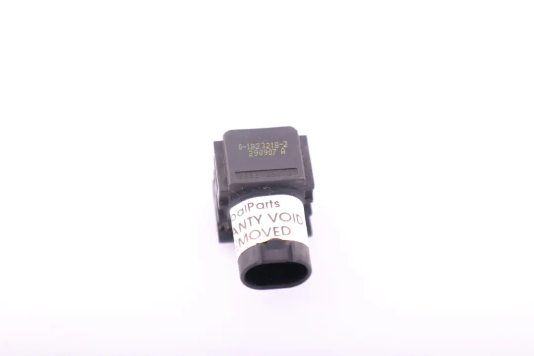 BMW E60 E61 LCI Front Bumper Hall Sensor 6131 - SKU 6983280 - Part number 7178115