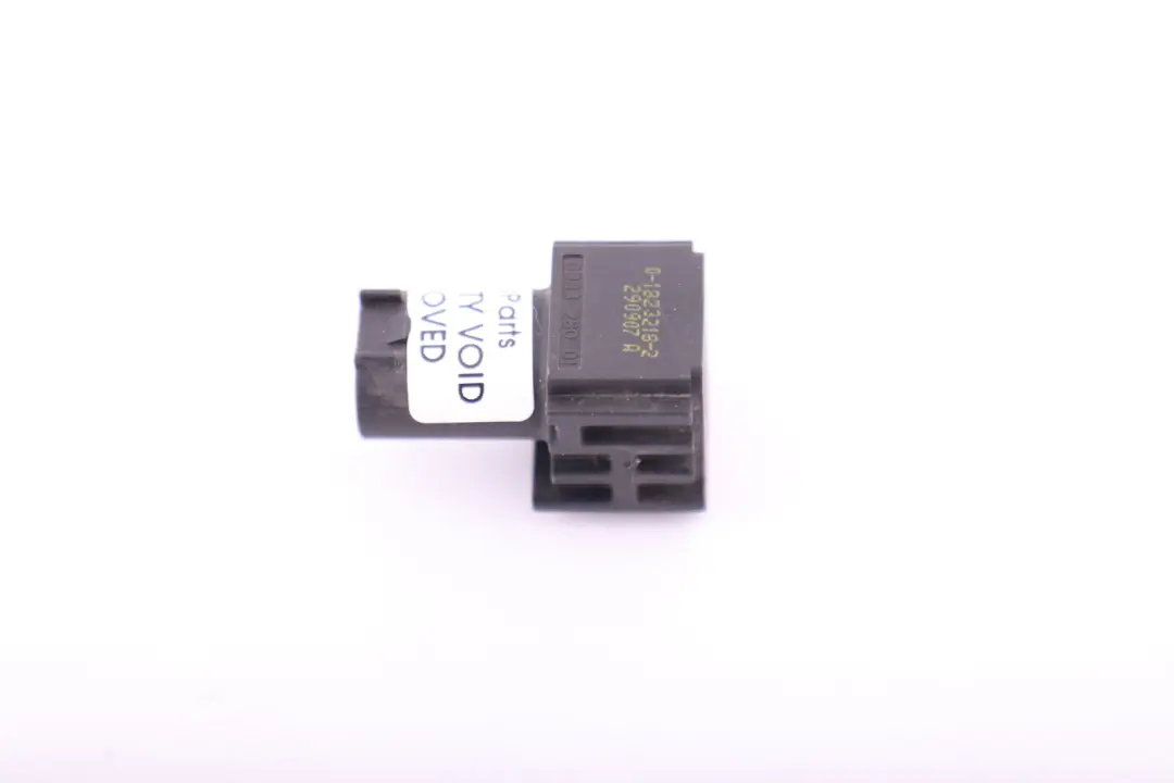 BMW E60 E61 LCI Front Bumper Hall Sensor 6131 - SKU 6983280 - Part number 7178115