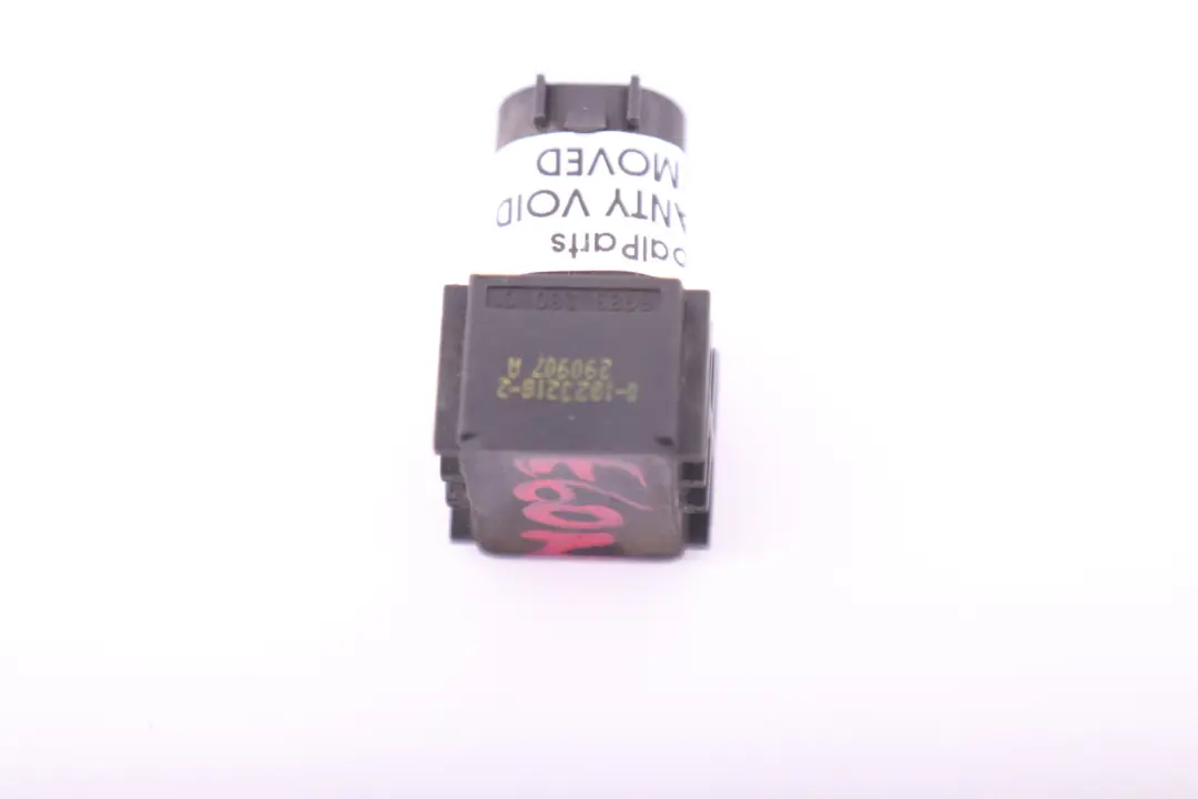 BMW E60 E61 LCI Front Bumper Hall Sensor 6131 - SKU 6983280 - Part number 7178115