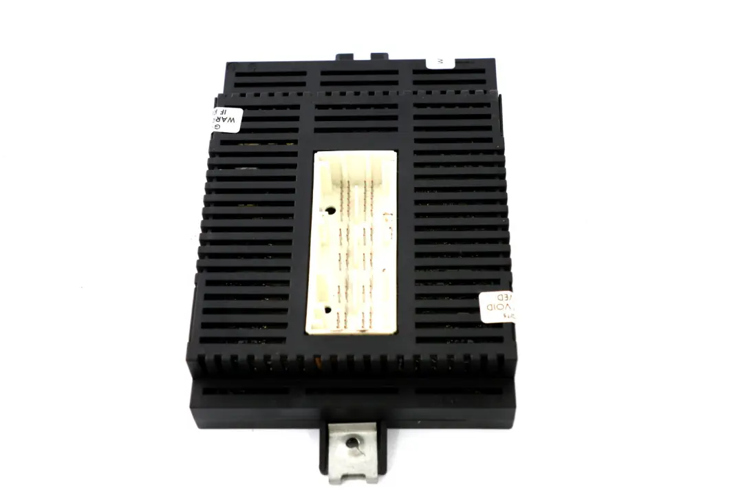 Modulo unità di controllo luci LCM LM E6X MAN. LWR Lear per BMW E60 con numero di parte 6983536 BMW E60 Modulo unità di controllo luci LCM LM E6X MAN. LWR Lear - SKU 6983536 - Numero di parte 6983536