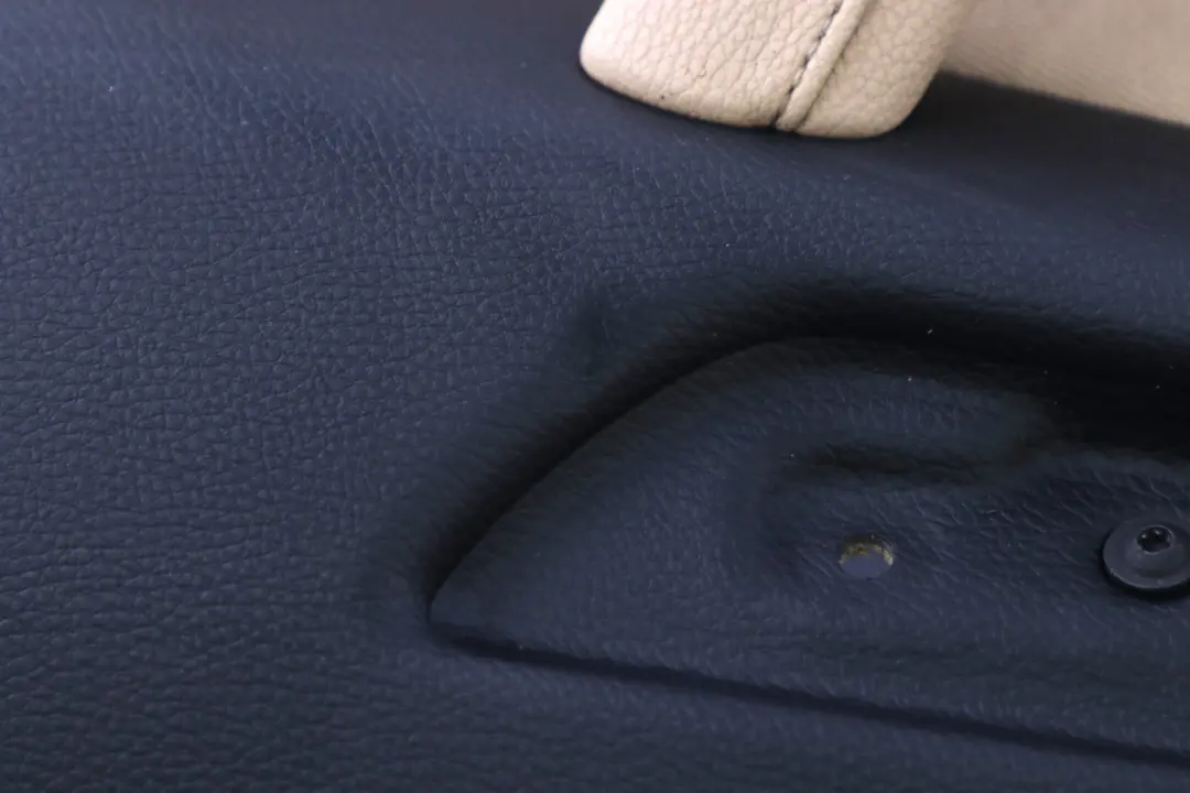 Reihe E60 E61 LCI Türverkleidung Stoff hinten links Beige für BMW 5 mit Teilenummer 6984357 BMW 5 Reihe E60 E61 LCI Türverkleidung Stoff hinten links Beige - SKU 6984357 - Teilenummer 6984357