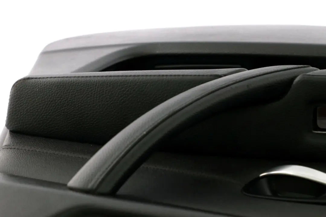 Left Door Card Lining Leather Panel Black para BMW E60 E61 LCI 1 Rear con número de pieza 6984389 BMW E60 E61 LCI 1 Rear Left Door Card Lining Leather Panel Black - SKU 6984389-1 - Número de pieza 6984389