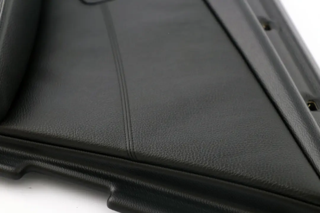 BMW E60 E61 LCI Panneau Portieres Cuir Arriere Droite Noir - SKU 6984390 - Numéro de pièce 6984389