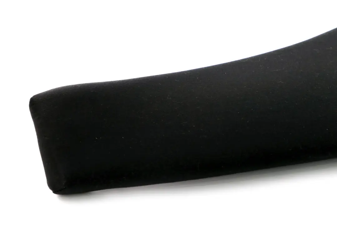 Acabado lateral tela asiento trasero derecho Elektra Negro para BMW E81 E82 con número de pieza 6984878 BMW E81 E82 Acabado lateral tela asiento trasero derecho Elektra Negro - SKU 6984878 - Número de pieza 6984878