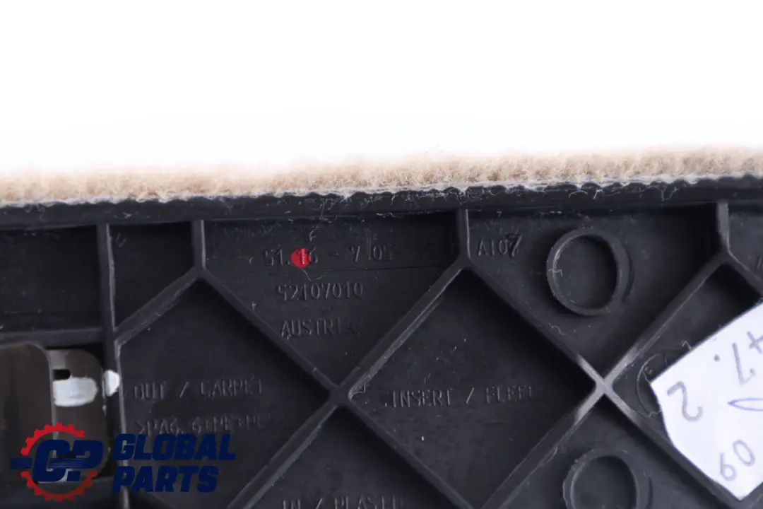 Listwa Osłona Zaślepka Konsoli Środkowej Beżowa do BMW E60 E61 LCI o numerze 7066357 BMW E60 E61 LCI Listwa Osłona Zaślepka Konsoli Środkowej Beżowa - SKU 6985297 - Numer Części 7066357