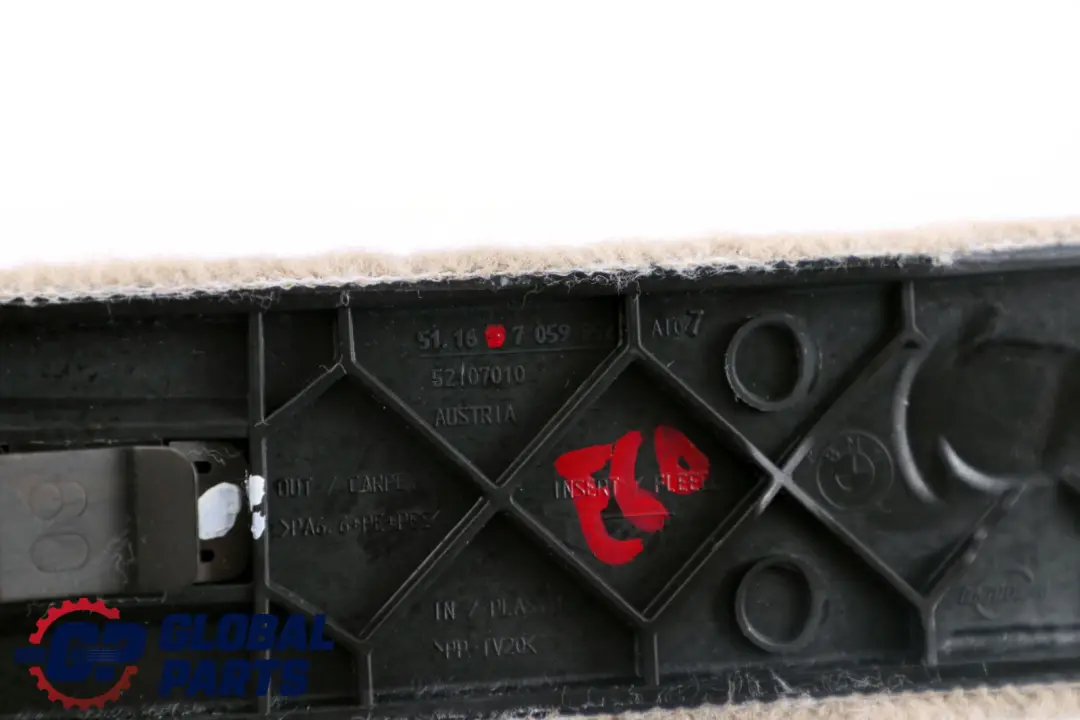 Verkleidung Mittelkonsole Vorn Rechts Creambeige für BMW 5 er E60 E61 mit Teilenummer 6985298 BMW 5 er E60 E61 Verkleidung Mittelkonsole Vorn Rechts Creambeige - SKU 6985298 - Teilenummer 6985298