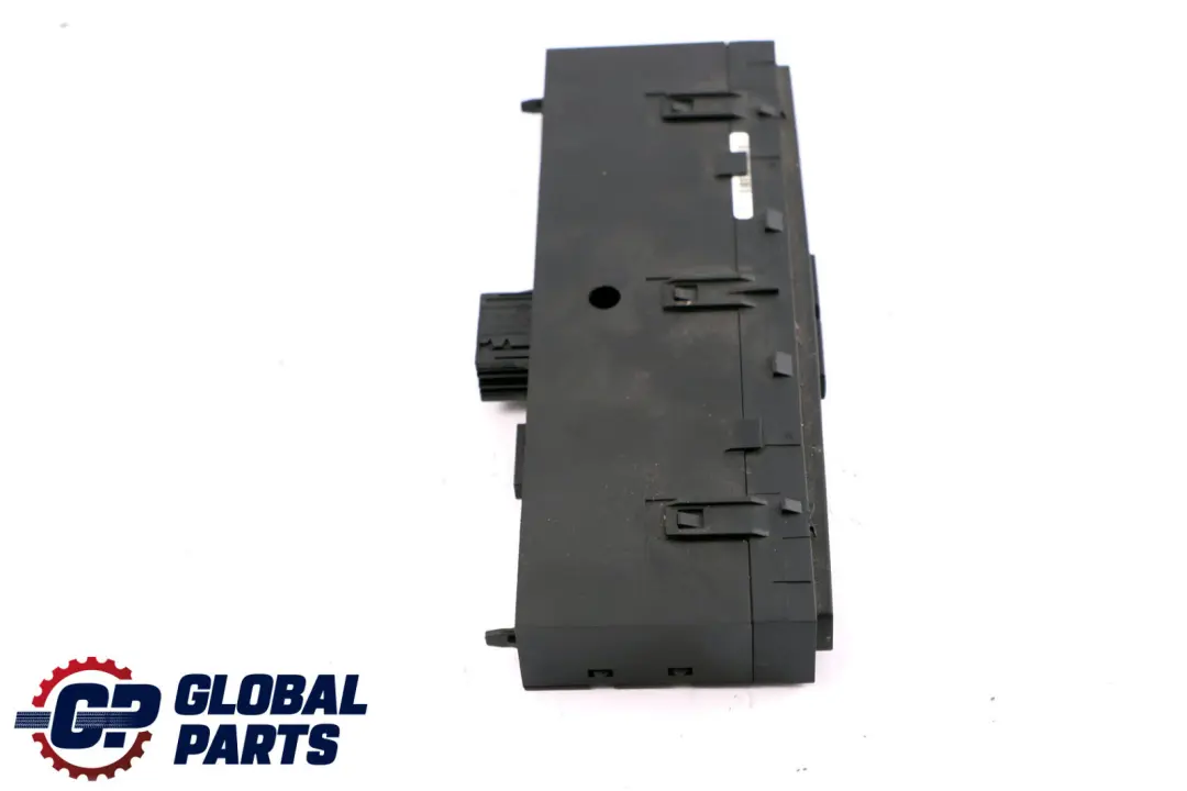 Consola Central Interruptor Centro DTC PDC para BMW E60 E61 con número de pieza 6985748 BMW E60 E61 Consola Central Interruptor Centro DTC PDC - SKU 6985748 - Número de pieza 6985748