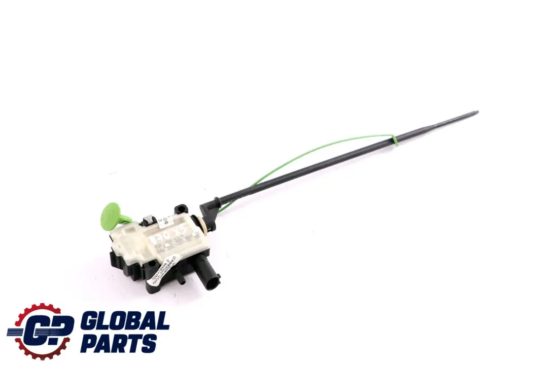 BMW E70 Filler Flap Actuator - SKU 6985882 - Número de pieza 6985882