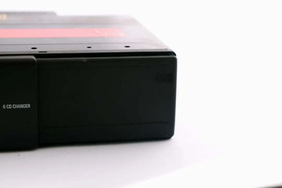 Changeur CD 6 disques Sans Magasin pour BMW E81 E87 E90 E91 E92 à propos du numéro de pièce 6986077 BMW E81 E87 E90 E91 E92 Changeur CD 6 disques Sans Magasin - SKU 6986077 - Numéro de pièce 6986077