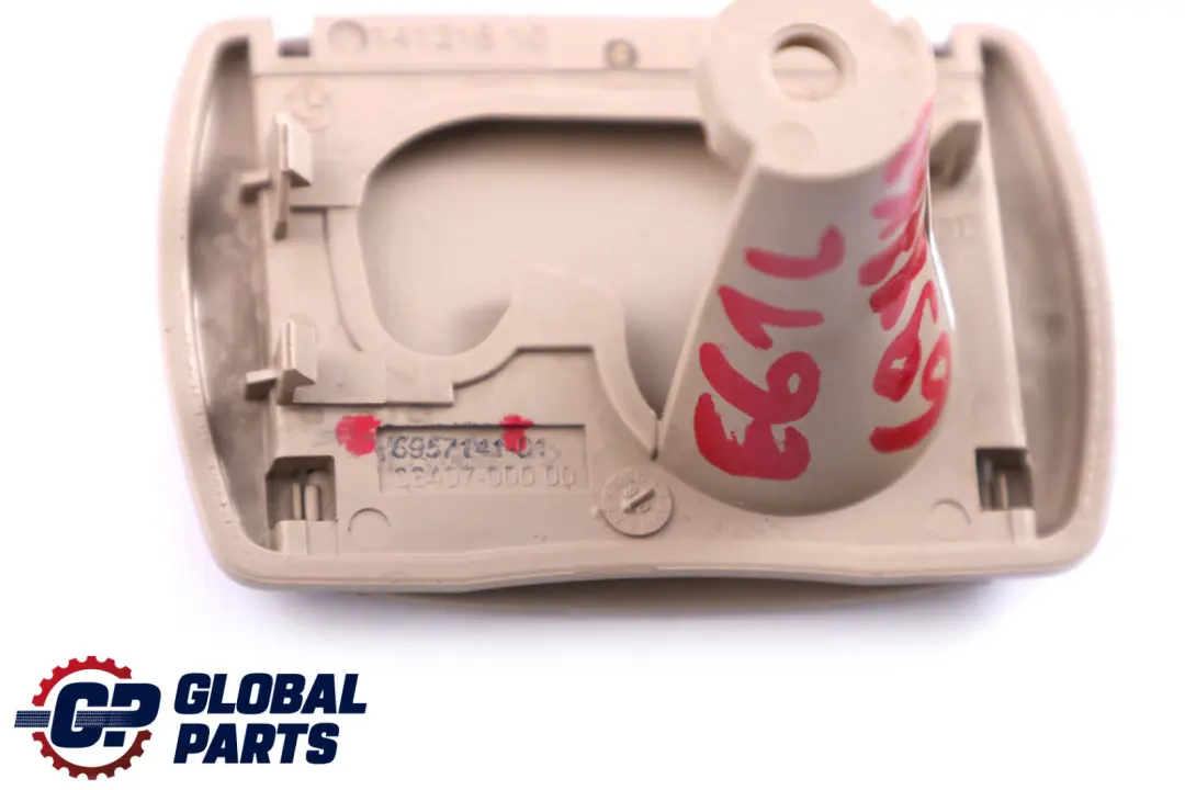 BMW E61 Techo Cubierta Soporte Manija Techo Creambeige Izquierda - SKU 6987163 - Número de pieza 6987163