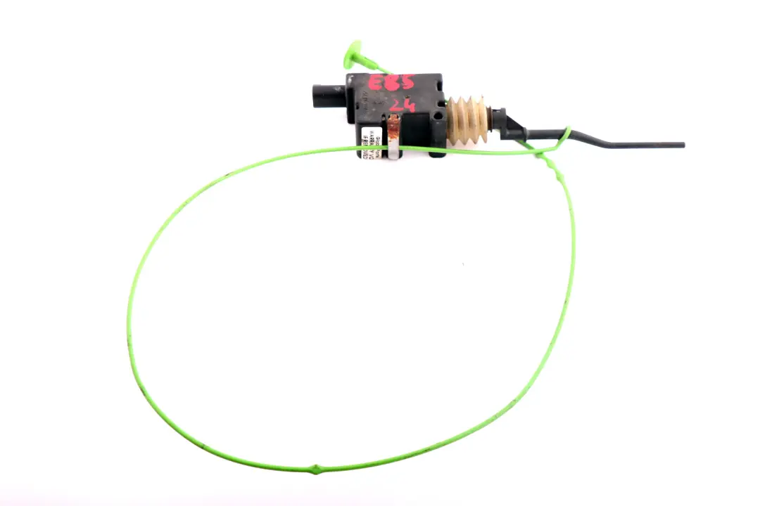 Filler Flap Actuator para BMW Serie Z4 E85 E86 Cabrio Roadster con número de pieza 8377426 BMW Serie Z4 E85 E86 Cabrio Roadster Filler Flap Actuator - SKU 6987628 - Número de pieza 8377426