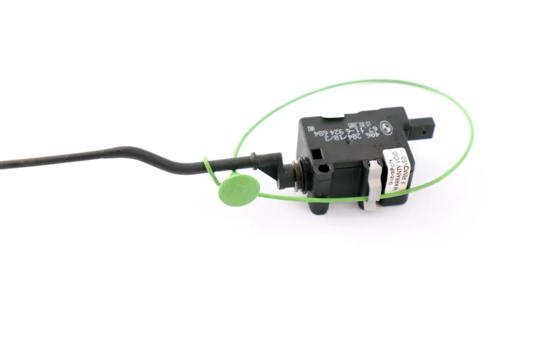 Filler Fuel Fap Release Motor Actuator to BMW E87 with Part number 67116987633 BMW E87 Filler Fuel Fap Release Motor Actuator - SKU 6987633 - Part number 67116987633