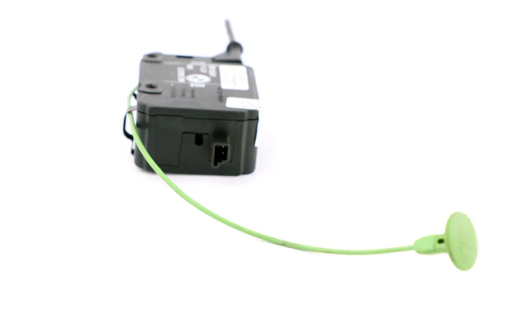 BMW 7 Series E65 E66 E67 Filler Fuel Flap Lock Opener Actuator 6923972 - SKU 6987638 - Part number 6987638