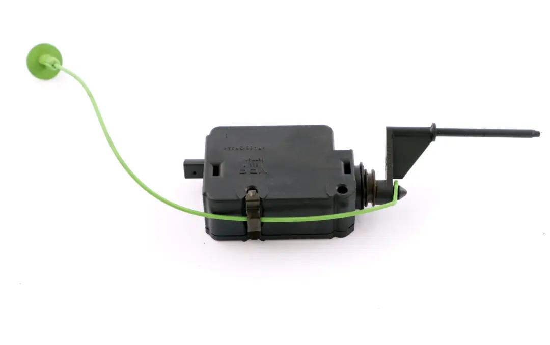 BMW 7 Series E65 E66 E67 Filler Fuel Flap Lock Opener Actuator 6923972 - SKU 6987638 - Part number 6987638