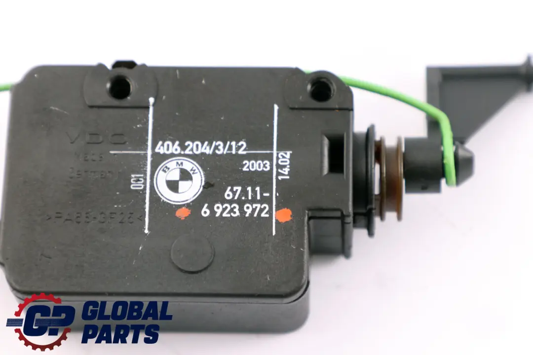 Filler Fuel Flap Lock Opener Actuator 6923972 to BMW 7 Series E65 E66 E67 with Part number 6987638 BMW 7 Series E65 E66 E67 Filler Fuel Flap Lock Opener Actuator 6923972 - SKU 6987638 - Part number 6987638