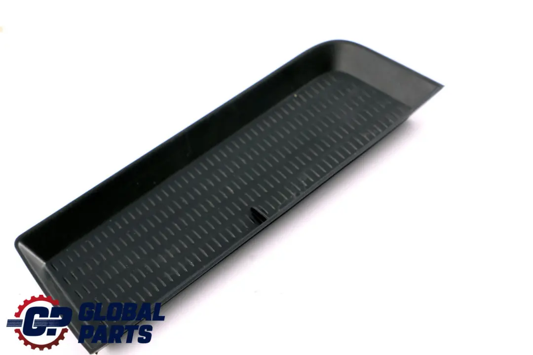 Puerta Insertar Goma Panel De Almacenamiento Delantero Izquierdo para BMW E70 con número de pieza 6987893 BMW E70 Puerta Insertar Goma Panel De Almacenamiento Delantero Izquierdo - SKU 6987893 - Número de pieza 6987893