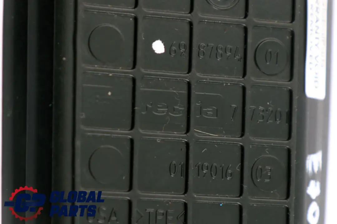 BMW E70 Puerta Insertar Mat Caucho Panel Almacenamiento Delantero Derecho - SKU 6987894 - Número de pieza 6987894