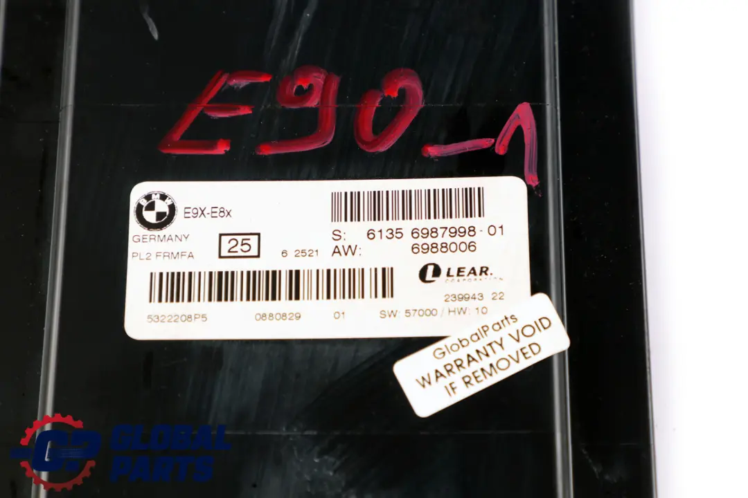 Moduł Sterownik Świateł Przestrzeni na Nogi PL2FRMFA ECU do BMW E90 o numerze 6987998 BMW E90 Moduł Sterownik Świateł Przestrzeni na Nogi PL2FRMFA ECU - SKU 6987998-1 - Numer Części 6987998