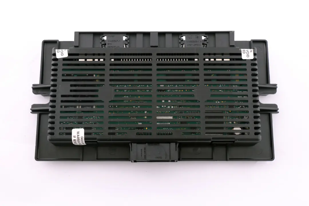 Footwell Light Control Module AHL PL2 FRMFA 6135 to BMW 3 Series E90 with Part number 6988000 BMW 3 Series E90 Footwell Light Control Module AHL PL2 FRMFA 6135 - SKU 6988000 - Part number 6988000