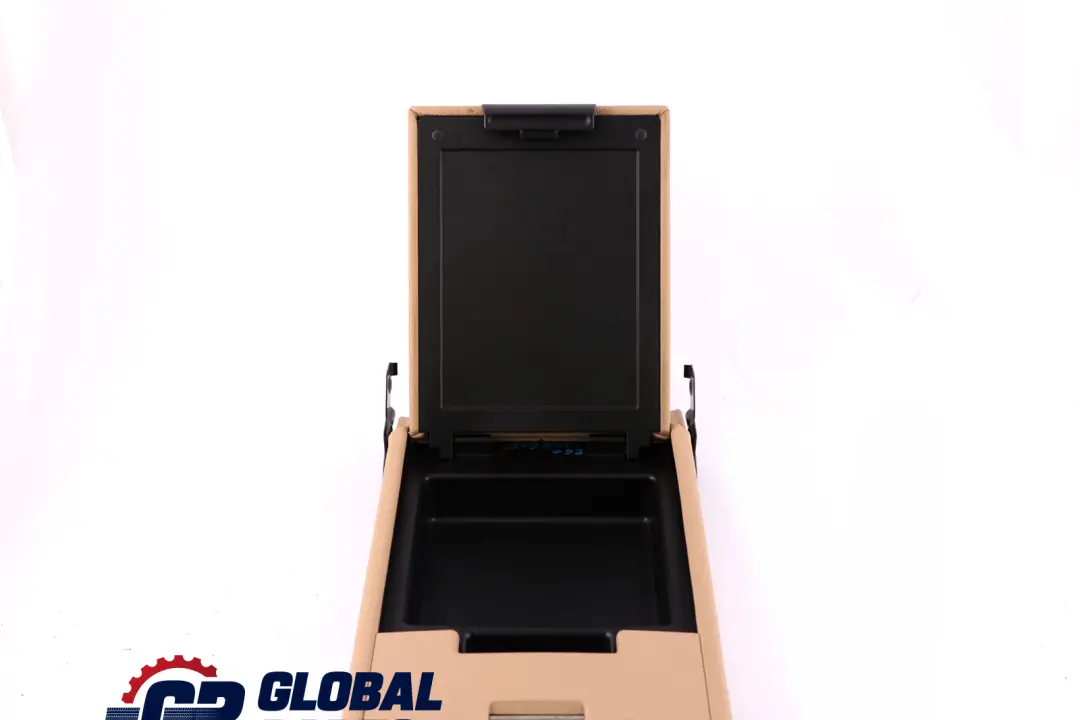 Sedile Centrale Posteriore Bracciolo Portabicchieri Dakota Beige per BMW E60 con numero di parte 6988616 BMW E60 Sedile Centrale Posteriore Bracciolo Portabicchieri Dakota Beige - SKU 6988616 - Numero di parte 6988616